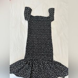 Body con Spring Dress Navy with White Floral and Ruffles
